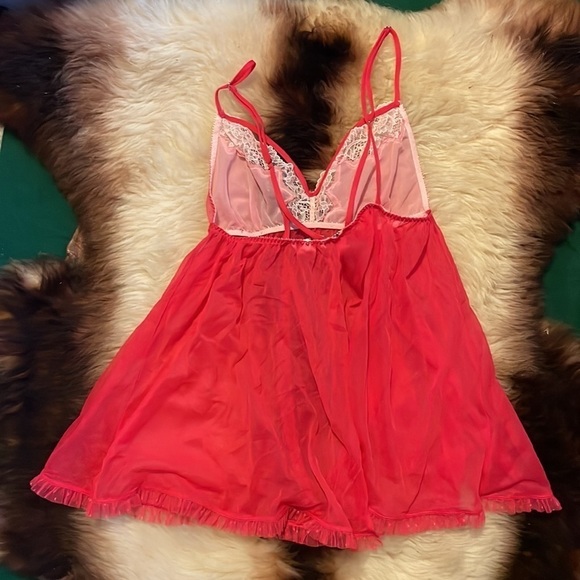 Victoria’s‎ Secret Red Lace Sheer Lingerie Tank - Picture 4 of 9